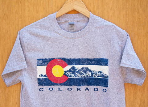 Classic Grey Colorado Logo & Mountains Design T-shirt